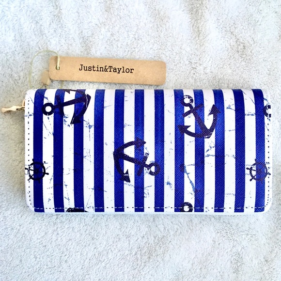 Justin & Taylor Handbags - JUSTIN & TAYLOR Nautical zipper clutch wallet
